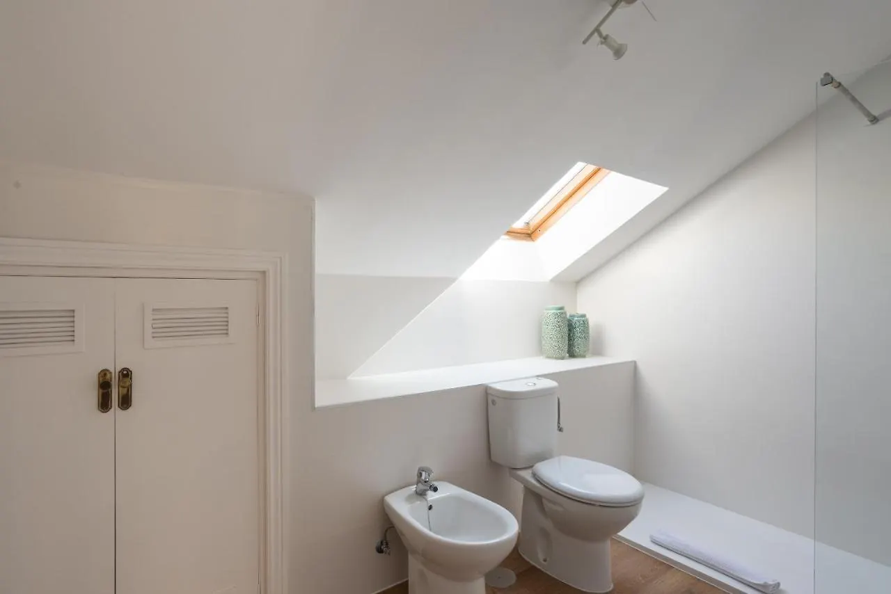 Apartamento Urbe10 Plaza de la Merced Duplex 1 Bedroom Málaga