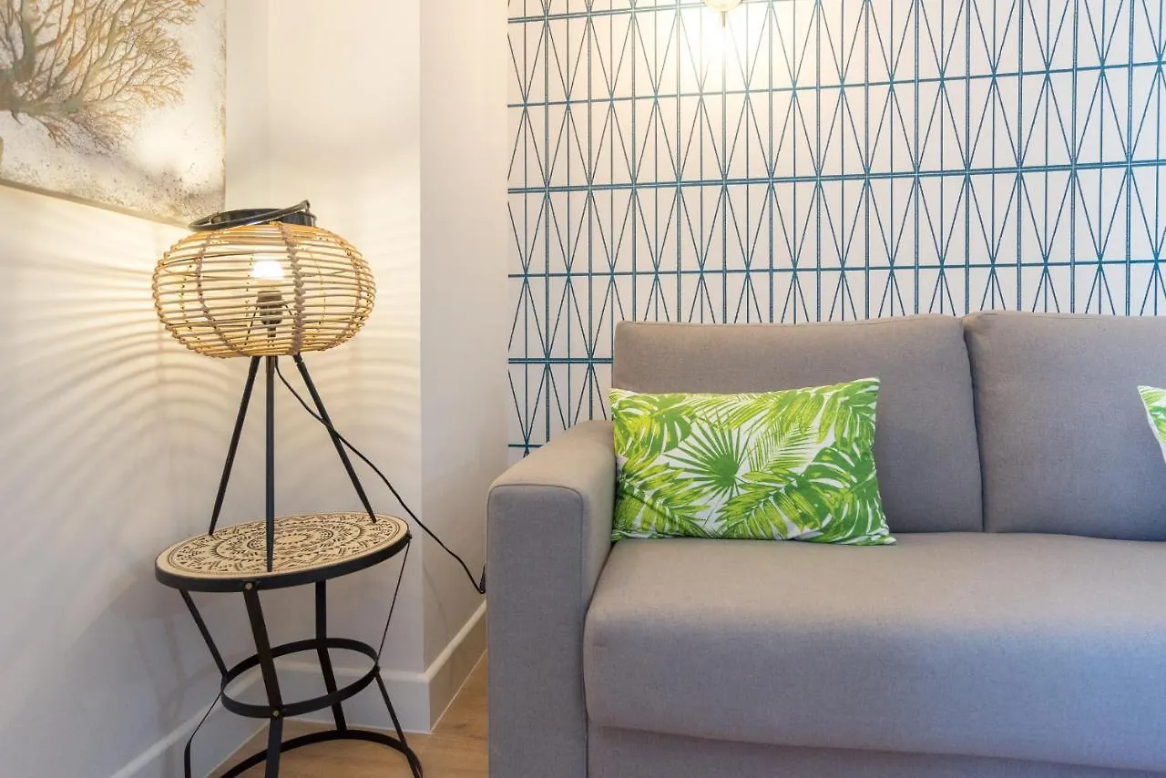 Apartamento Urbe10 Plaza de la Merced Duplex 1 Bedroom Málaga España