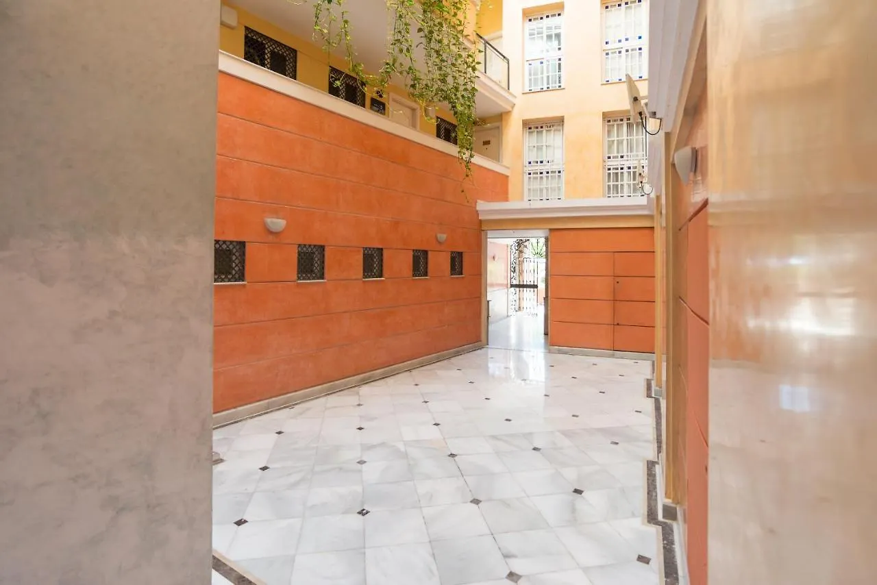 Urbe10 Plaza de la Merced Duplex 1 Bedroom Málaga